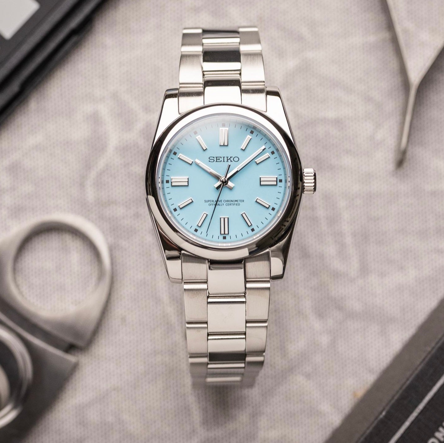 ORA Oyster Perpetual-style Seiko Mod watch, Tiffany blue dial, stainless steel, 36mm – front view