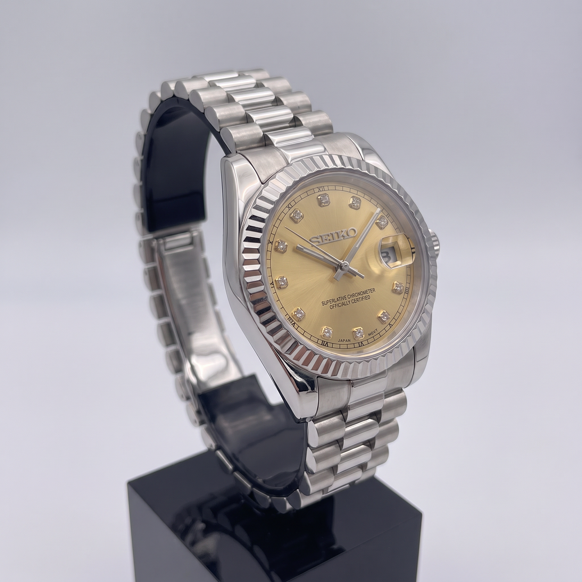 Steel Classic Date (31mm/36mm) Ladies Seiko MOD - GOLD