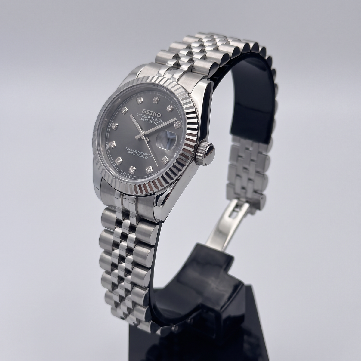 Steel Classic Date (31mm/36mm) Ladies Seiko MOD - GREY