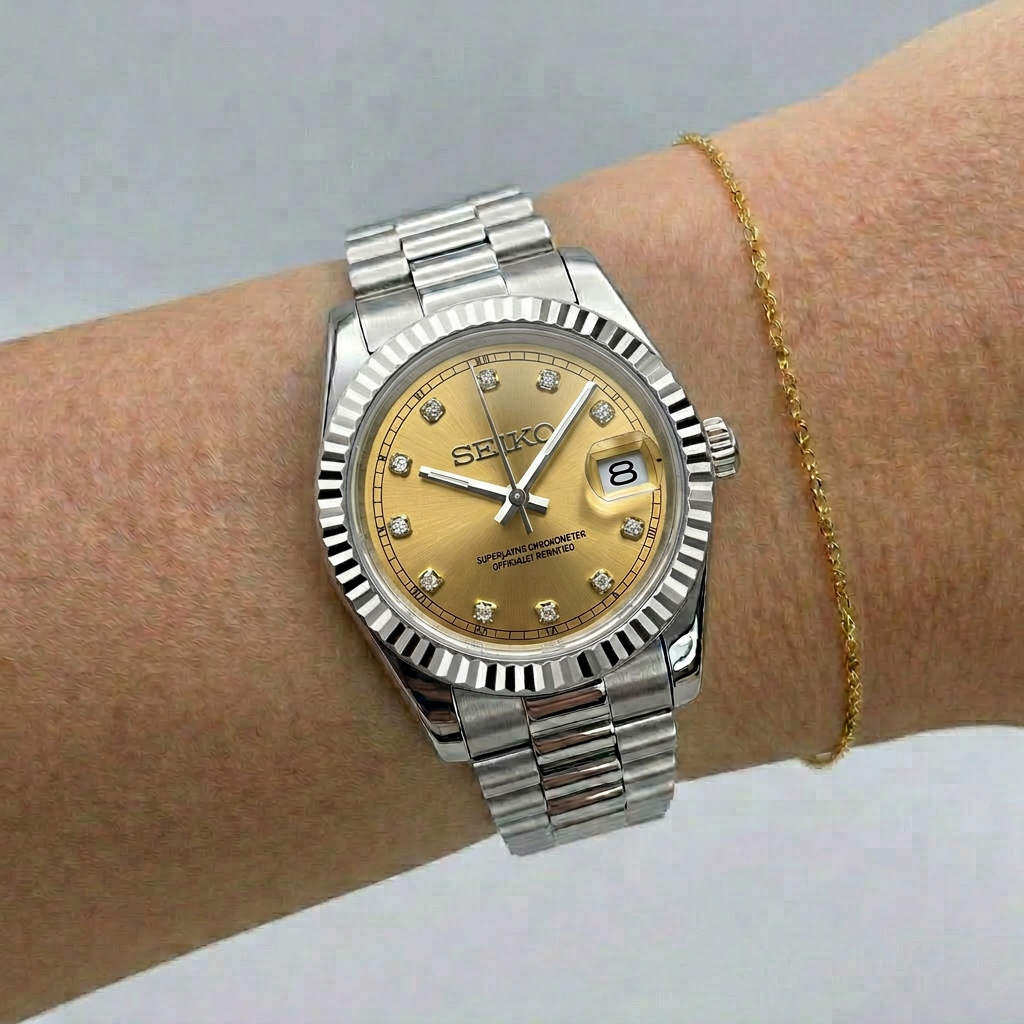 SEIKOJUST- GOLD WITH DIAMONDS